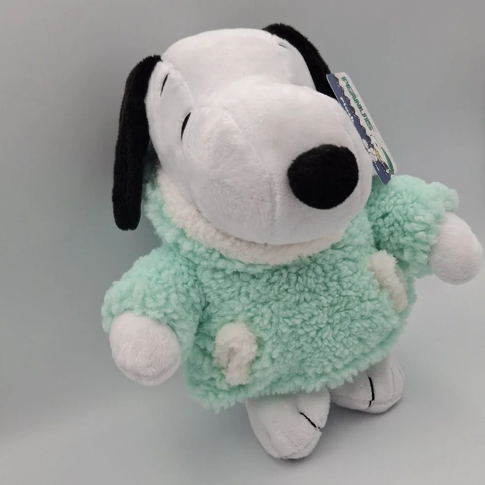 Peanuts Winter Snoopy‎ Plush with Green Hoodie Fleece Jacket 2024 Whit Tag Ruz